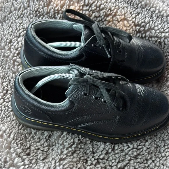 Dr. Martens | Shoes | Dr Martens Black Oxfords Classic  display picture 3